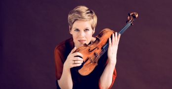 Isabelle Faust y la Akademie Für Alte Musik Berlin interpretan a Bach