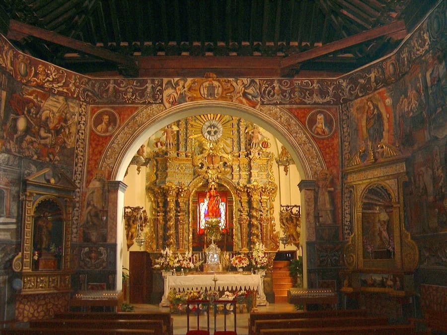 Retablo del santuario e imagen de Santa Eulalia de Mérida © Patronato de la Santa de Totana