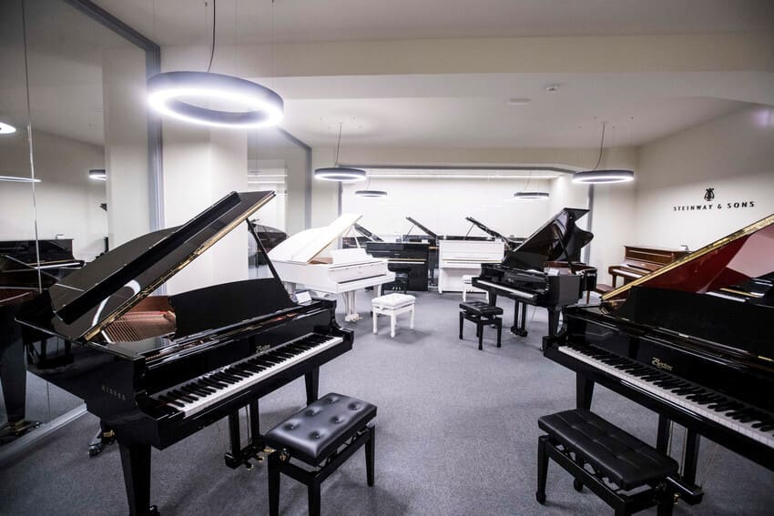 equilibrar Prisión Consulta Hinves outlet: el mayor outlet de pianos designed by Steinway & Sons