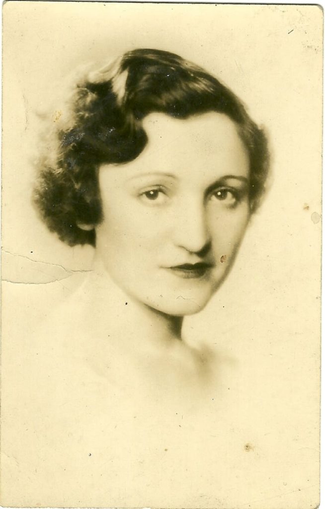 Compositora Corina del Parral