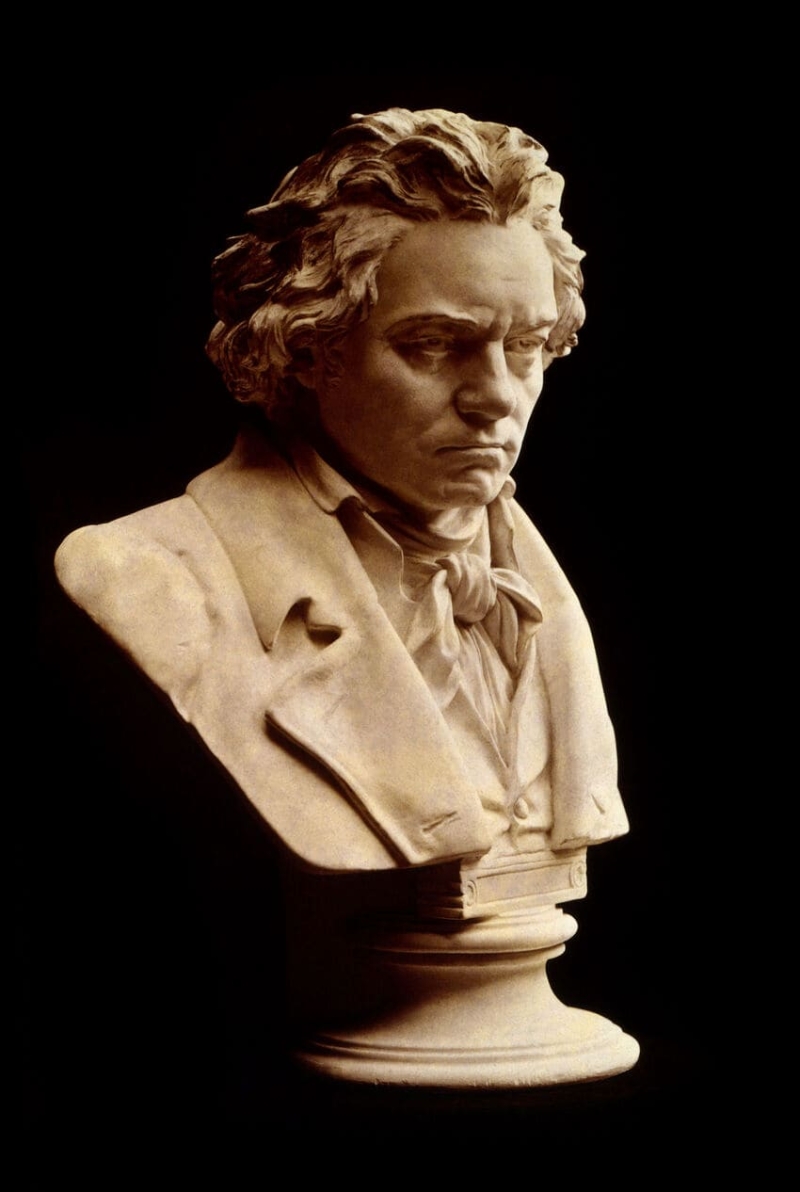 La OEX cierra 2020 homenajeando a Beethoven