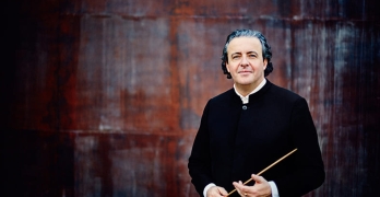 Juanjo Mena dirige a la Orquesta RTVE