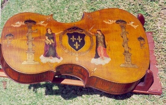 Violonchelo Andrea Amati, 1572.