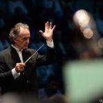 Jean-Claude Casadesus debuta al frente de la OFGC