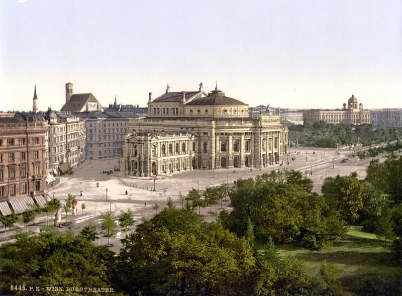 Teatro Nacional de Austria en Viena en 1900.