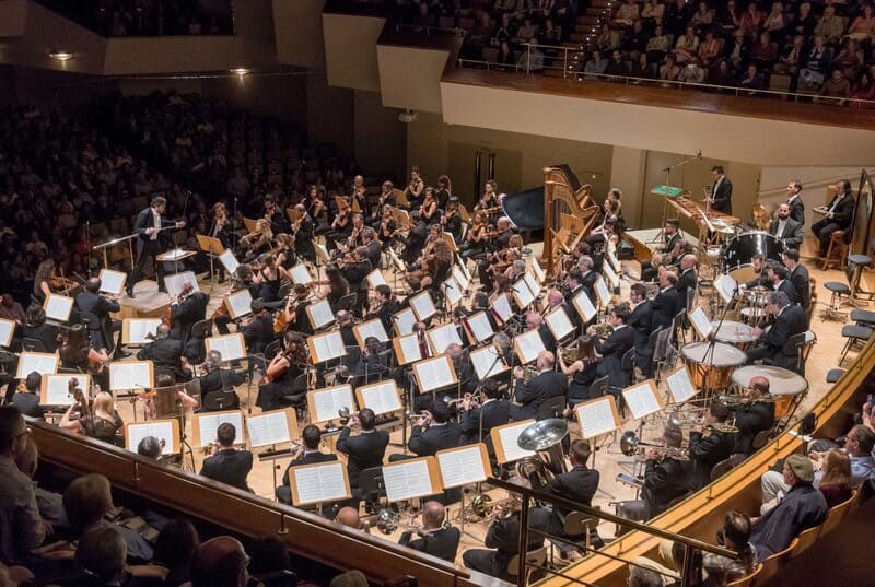 Un 'Canto de Alabanza' cierra la temporada de la OCNE