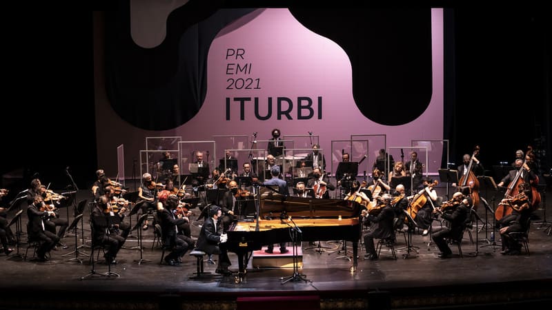 Salome Jordania, Ryutaro Suzuki y Alexey Sychev, en la Gran Final del Premio Iturbi