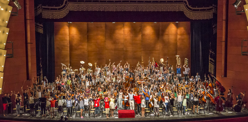 Los jóvenes músicos ‘tocan para transformar el mundo’