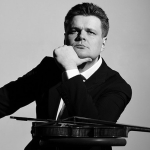 Roman Simovic, solista y director de la Orquesta RTVE