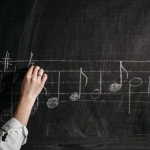 Para ser profesor de conservatorio no hace falta formación pedagógica
