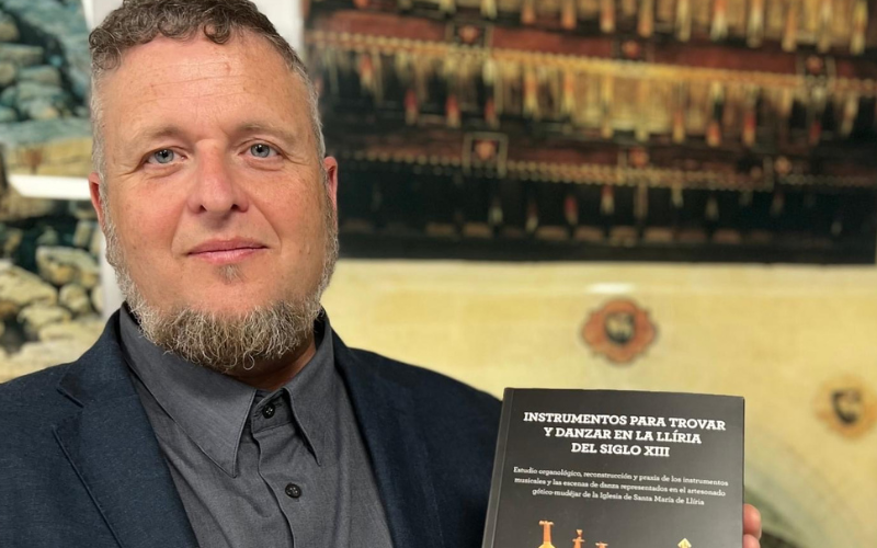 Jota Martínez publica un libro sobre los instrumentos de la Llíria medieval