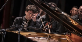 El pianista italiano Elia Cecino gana el Premio Iturbi 2023