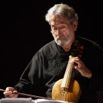 Savall lleva el Llibre Vermell a Santa María del Mar