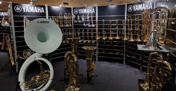 YAMAHA 308 1