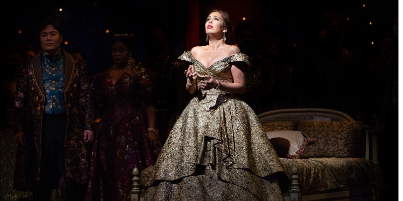 Nadine Sierra en La traviata