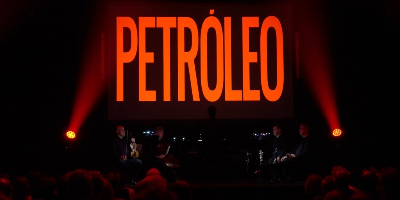 Grupo Enigma, Petróleo © Irene M.